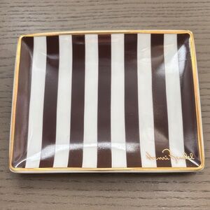 **RARE** Henri Bendel trinket tray